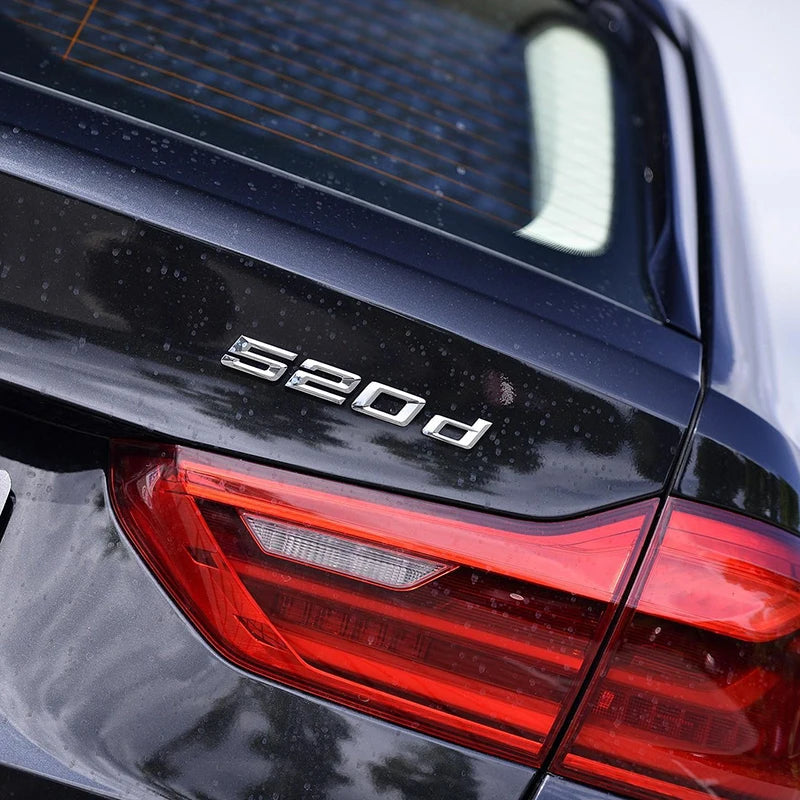 Logo Emblème 3D ABS – 520d 525d 528d 530d 535d 540d – Pour BMW Série 5 (E39 E60 F10 G30) HushBimmer