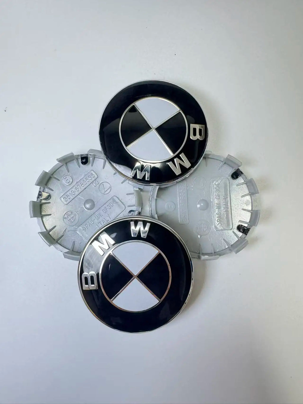 Cache-Moyeux BMW – Centre de Roue 56 mm / 68 mm (Set de 4) – Pour BMW X1, X2, X3, X4, X5, X6, X7, Série 3, 5, E36 à F30