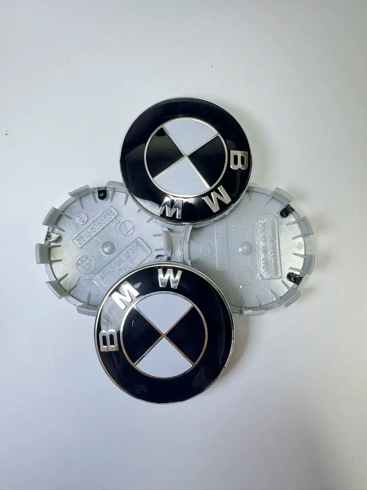 Cache-Moyeux BMW – Centre de Roue 56 mm / 68 mm (Set de 4) – Pour BMW X1, X2, X3, X4, X5, X6, X7, Série 3, 5, E36 à F30